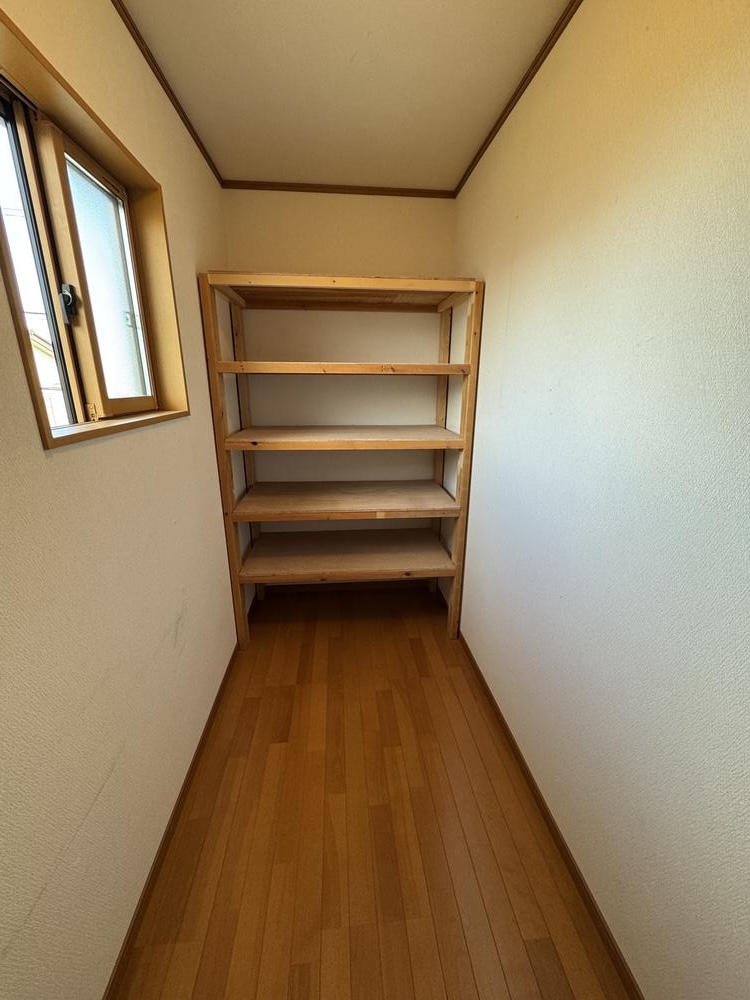 オーダーメイドの棚